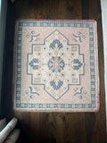 2’ x 2’2” Square Mini