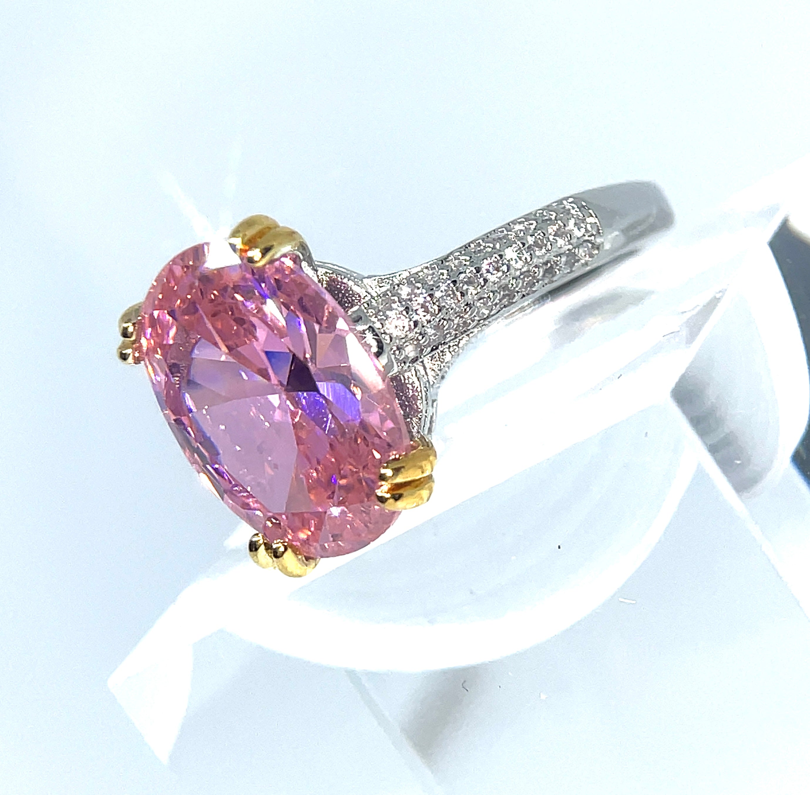 Marie Ring