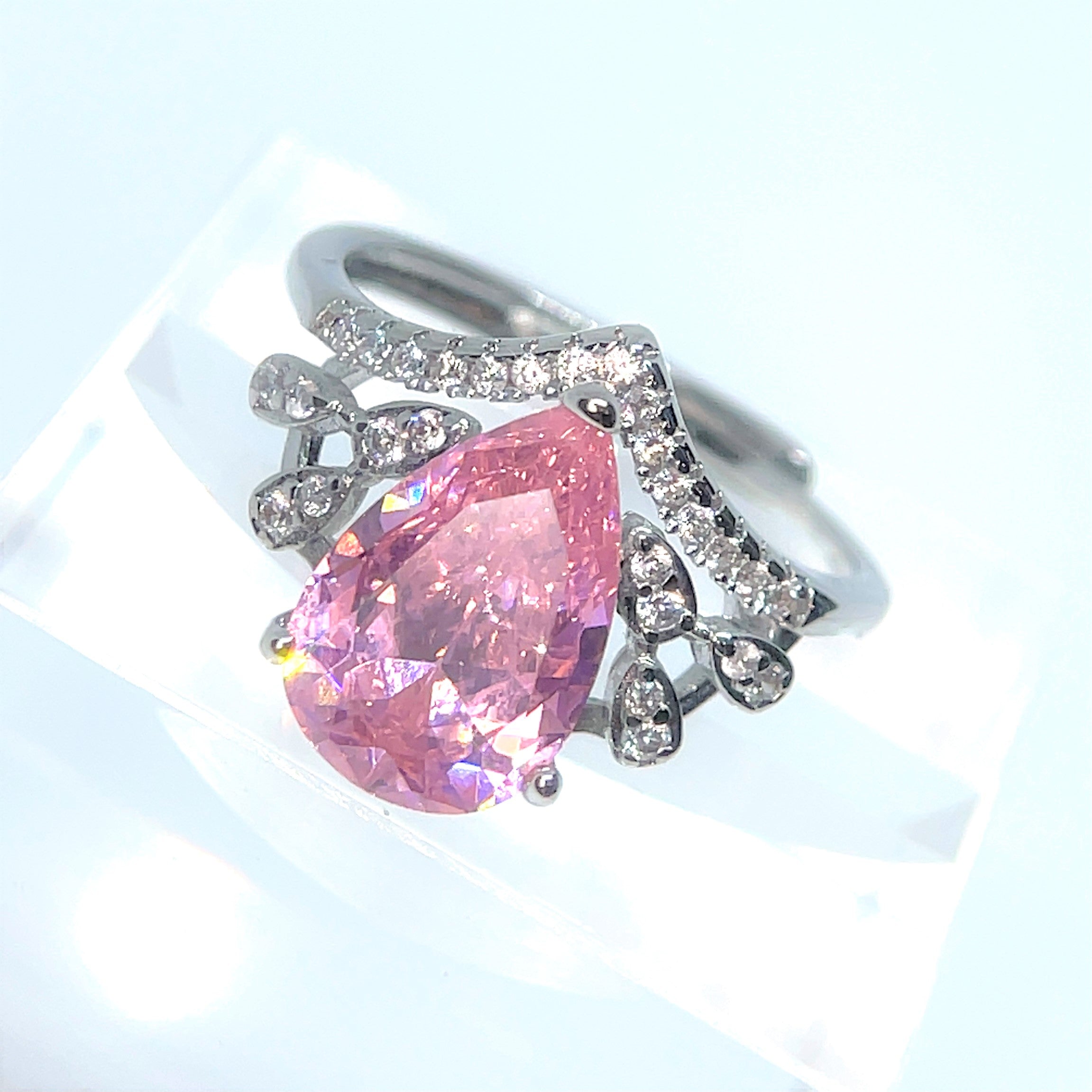 Prunella Ring