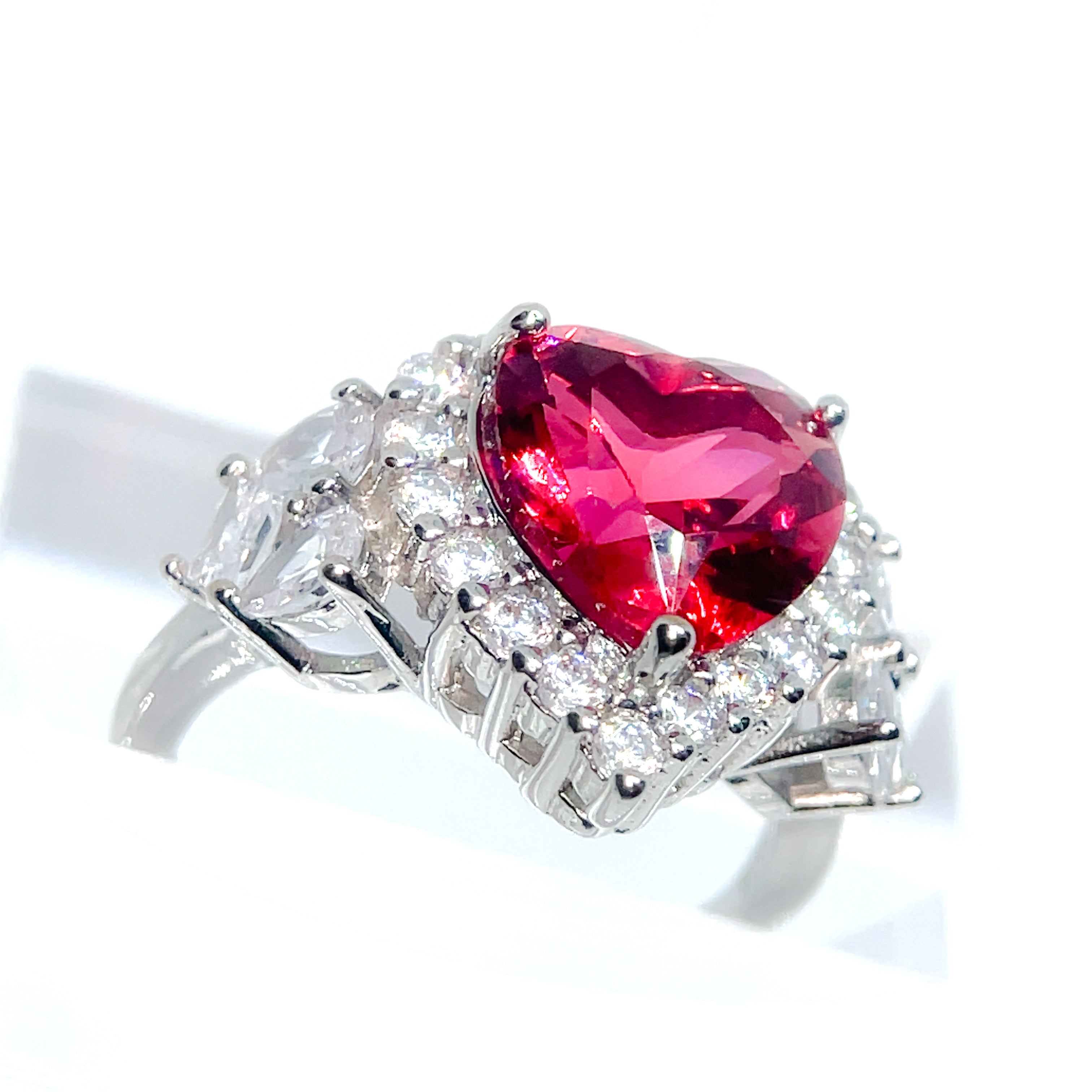 Brittania Ring