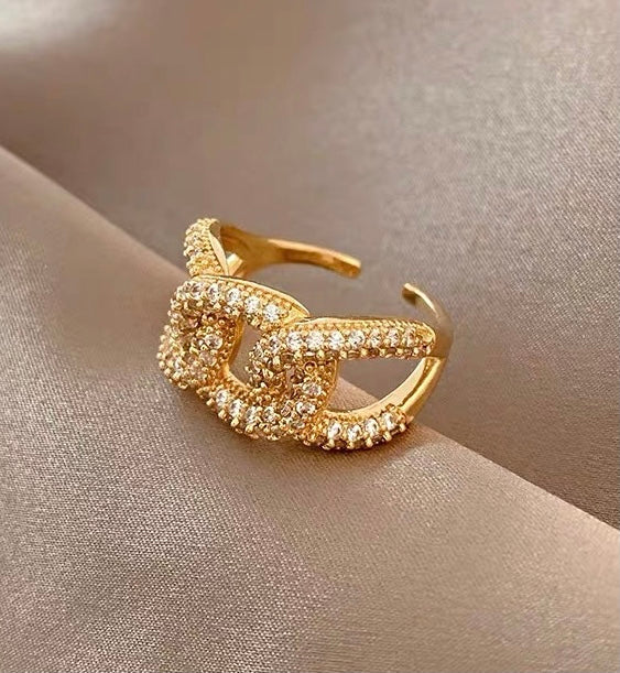 Crystal Chunky Chain Ring