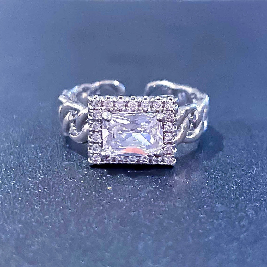 Versalius Cuban Chain Ring