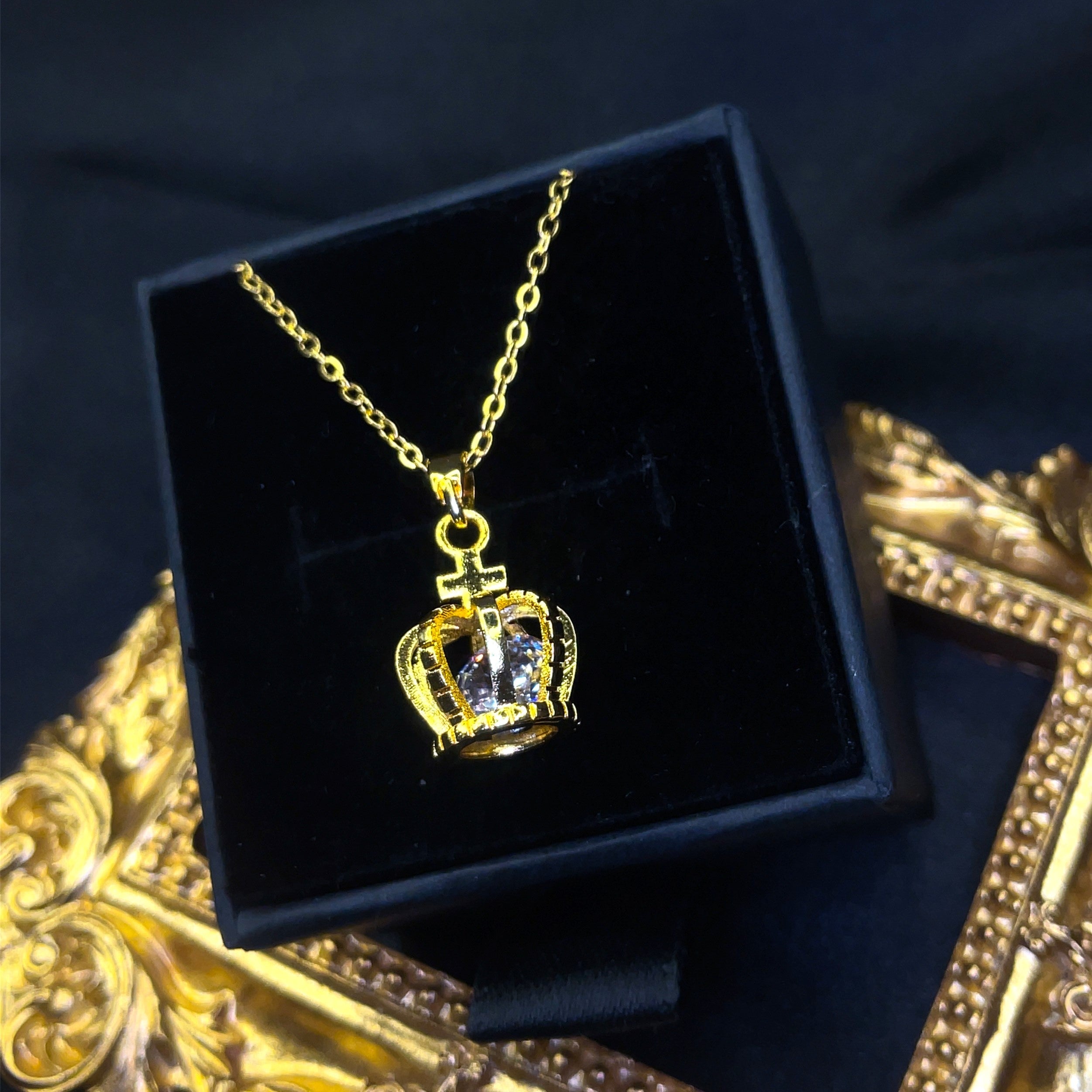 Theo Necklace
