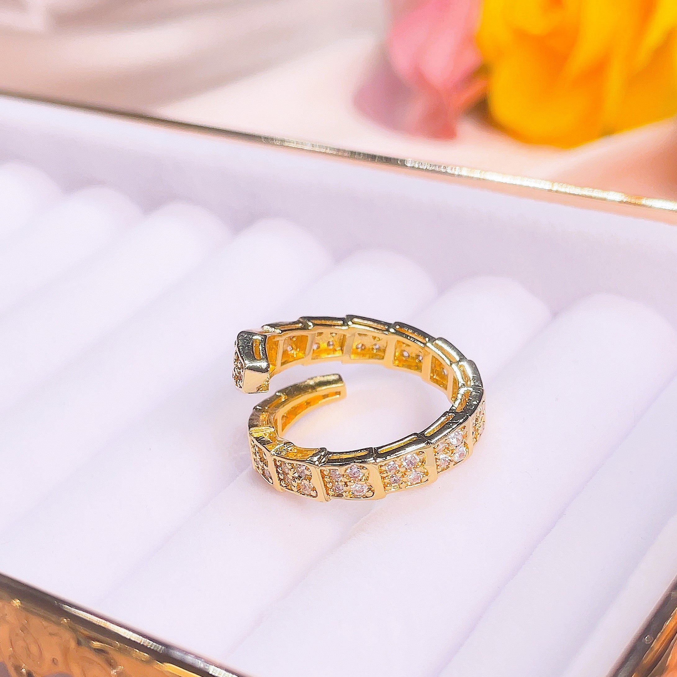 Serpentine Ring