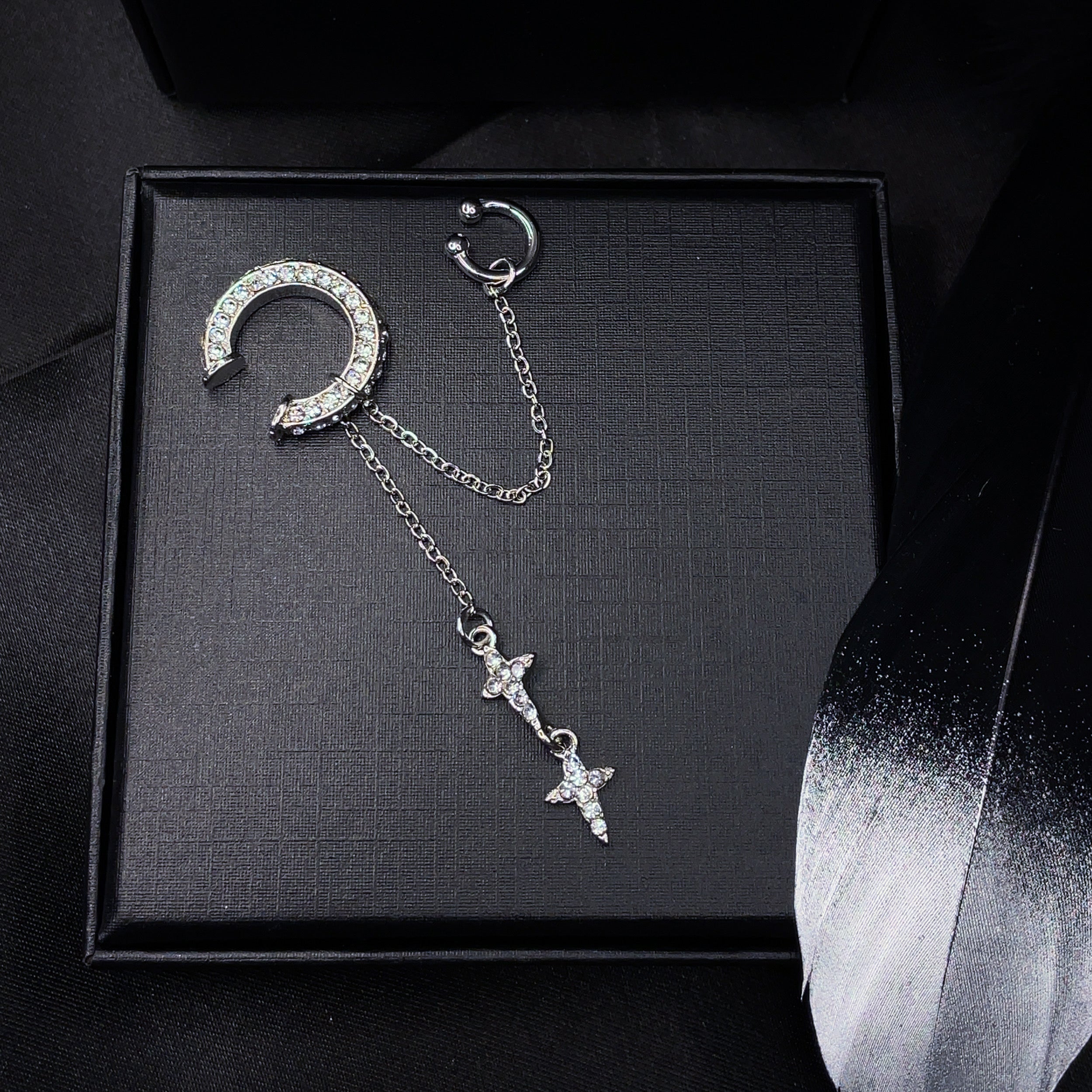 Star Drop Earcuff